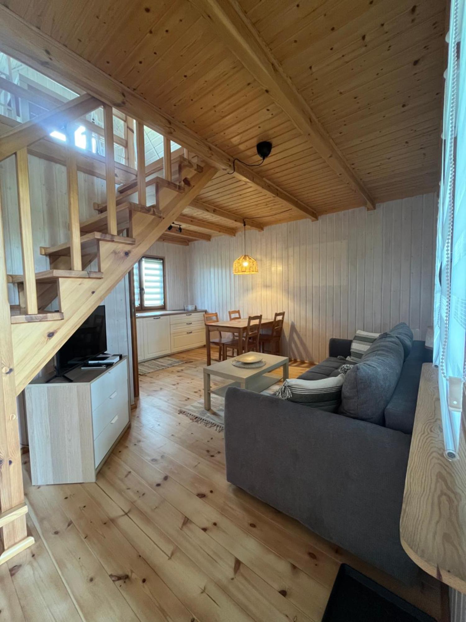 Pod Debami Domki ,Pokoje,Nauka Jazdy Konnej Sarbsk Obok Leby Exterior photo